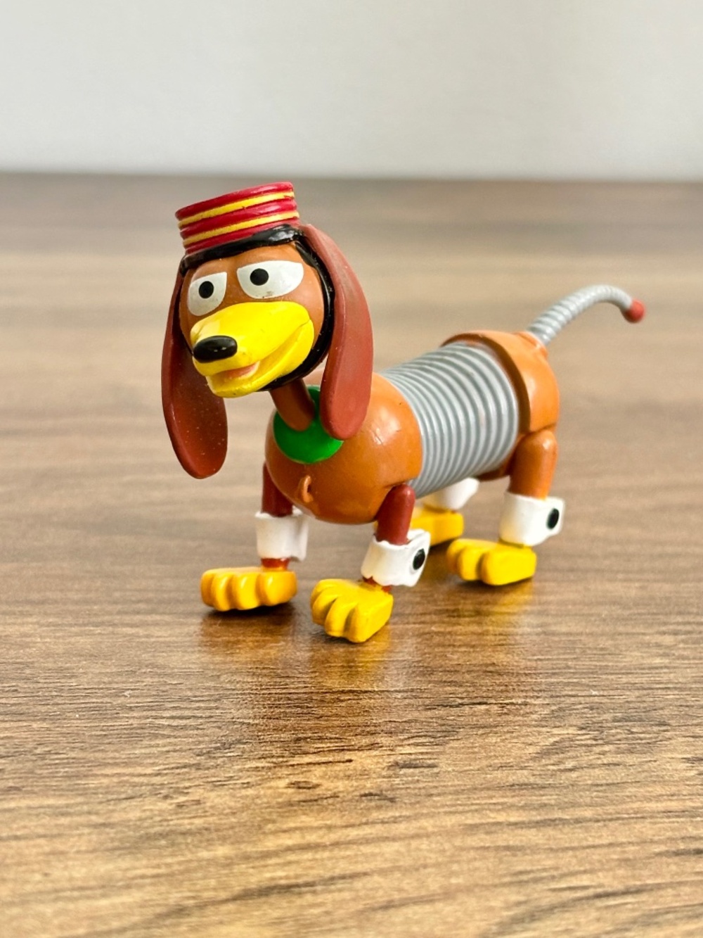 Disney Store Toy Story Hawaiian Vacation Slinky Dog PVC Toy Figure Figurine RARE